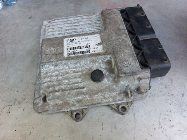 bontott SUZUKI IGNIS II Motorvezérlő