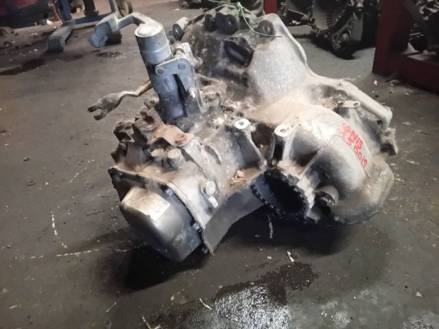 bontott SUZUKI IGNIS II Váltó (Mechanikus)