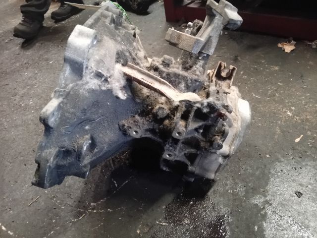 bontott SUZUKI IGNIS II Váltó (Mechanikus)