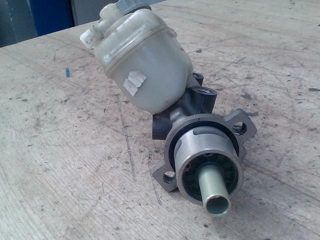 bontott SUZUKI IGNIS II Főfékhenger