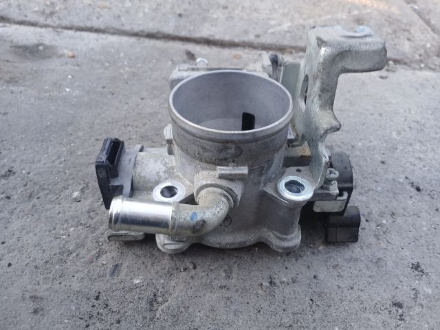 bontott SUZUKI IGNIS II Fojtószelep (Mechanikus)