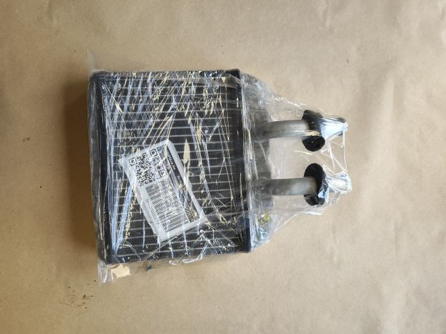 bontott SUZUKI IGNIS II Fűtőradiátor