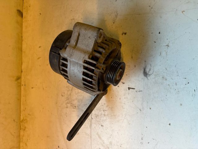 bontott SUZUKI IGNIS II Generátor