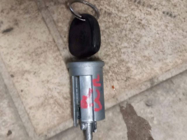 bontott SUZUKI IGNIS II Gyújtáskapcsoló