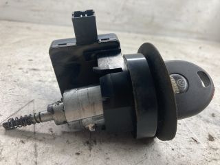 bontott SUZUKI IGNIS II Gyújtáskapcsoló