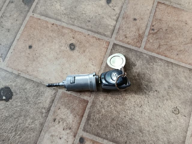 bontott SUZUKI IGNIS II Gyújtáskapcsoló