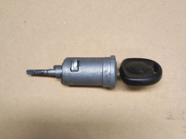 bontott SUZUKI IGNIS II Gyújtáskapcsoló