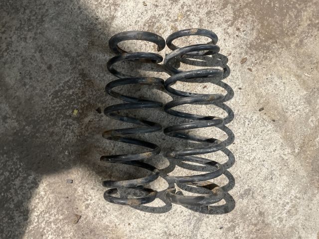 bontott SUZUKI IGNIS II Hátsó Rugó Pár