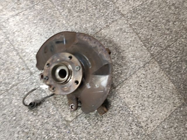 bontott SUZUKI IGNIS II Jobb első Csonkállvány Kerékaggyal