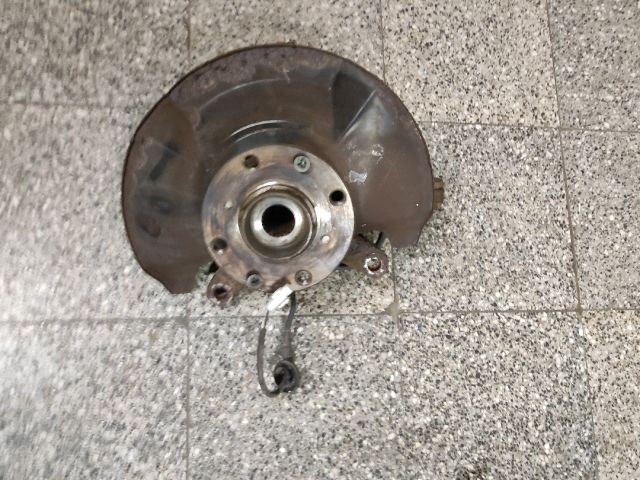 bontott SUZUKI IGNIS II Jobb első Csonkállvány Kerékaggyal