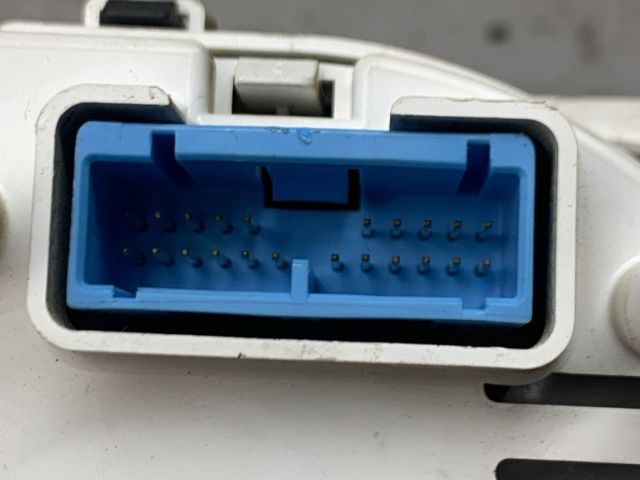 bontott SUZUKI IGNIS II Kilométeróra