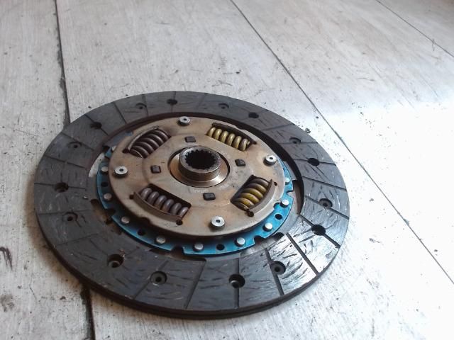 bontott SUZUKI IGNIS II Kuplung Tárcsa