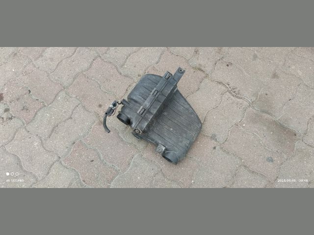 bontott SUZUKI IGNIS II Légszűrő Ház