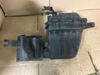 bontott SUZUKI IGNIS II Légszűrő Ház