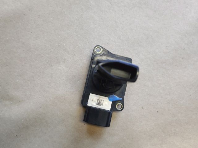 bontott SUZUKI IGNIS II Légtömegmérő