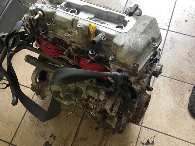 bontott SUZUKI IGNIS II Motor (Fűzött blokk hengerfejjel)