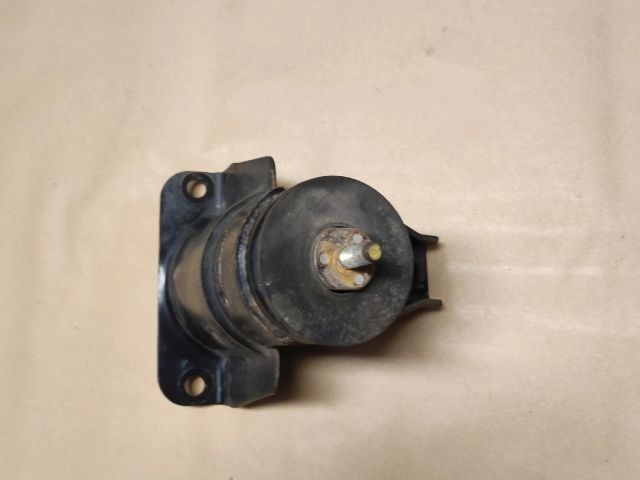 bontott SUZUKI IGNIS II Motor Tartó Bak Bal