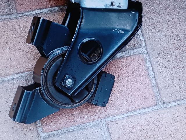 bontott SUZUKI IGNIS II Motor Tartó Bak (Fém)