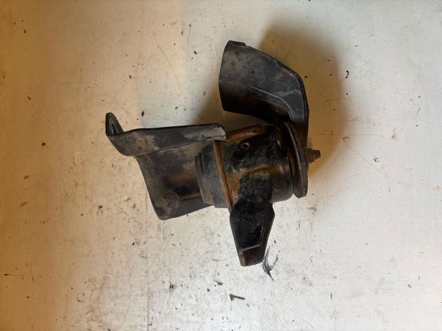 bontott SUZUKI IGNIS II Motor Tartó Bak (Fém)