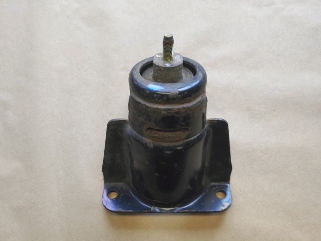 bontott SUZUKI IGNIS II Motor Tartó Bak Jobb