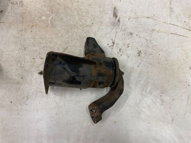 bontott SUZUKI IGNIS II Motor Tartó Bak Jobb