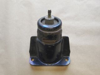 bontott SUZUKI IGNIS II Motor Tartó Bak Jobb