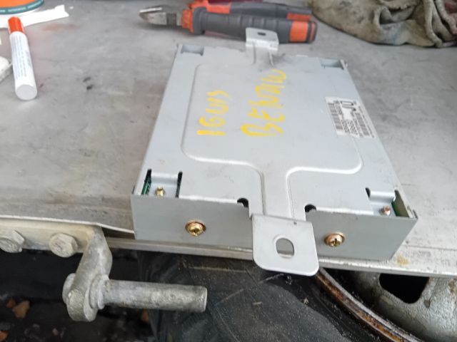 bontott SUZUKI IGNIS II Motorvezérlő