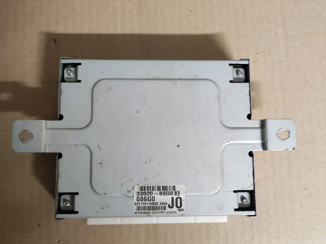 bontott SUZUKI IGNIS II Motorvezérlő