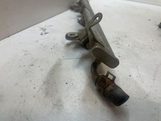 bontott SUZUKI IGNIS II Porlasztó Sor / Híd