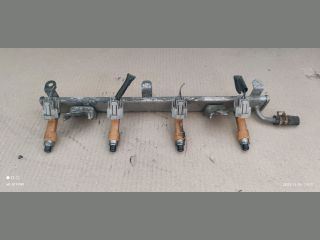 bontott SUZUKI IGNIS II Porlasztó Sor / Híd