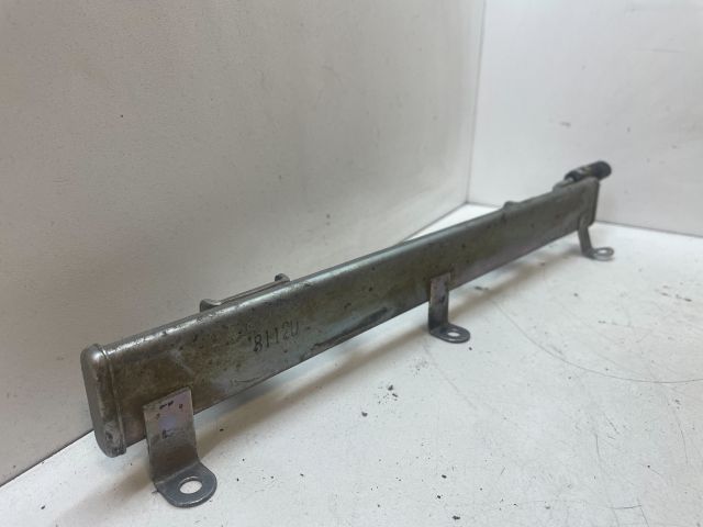 bontott SUZUKI IGNIS II Porlasztó Sor / Híd