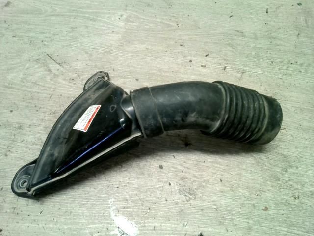 bontott SUZUKI IGNIS II Szívó Cső