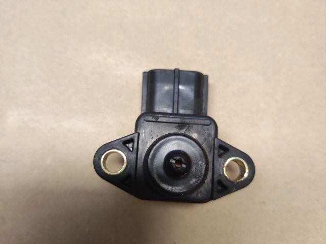 bontott SUZUKI IGNIS II Szívócső Nyomásérzékelő