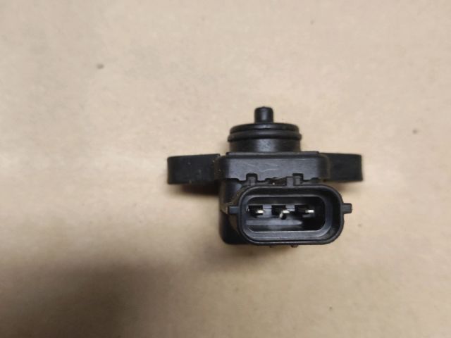 bontott SUZUKI IGNIS II Szívócső Nyomásérzékelő