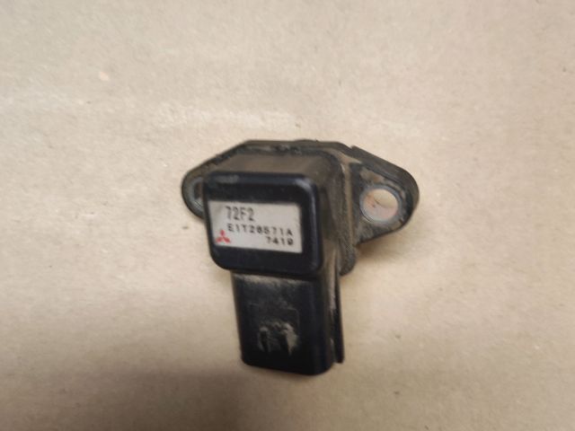 bontott SUZUKI IGNIS II Szívócső Nyomásérzékelő