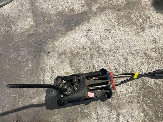 bontott SUZUKI IGNIS II Váltó Bowden