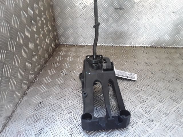 bontott SUZUKI IGNIS II Váltó Kulissza