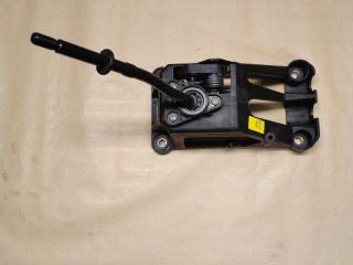 bontott SUZUKI IGNIS II Váltó Kulissza