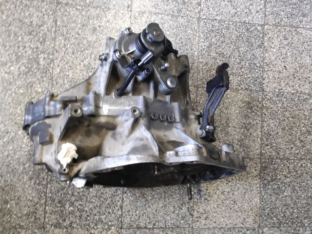 bontott SUZUKI IGNIS II Váltó (Mechanikus)