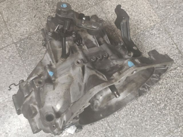 bontott SUZUKI IGNIS II Váltó (Mechanikus)