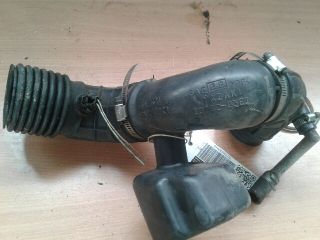 bontott SUZUKI IGNIS II Légbeömlő Cső