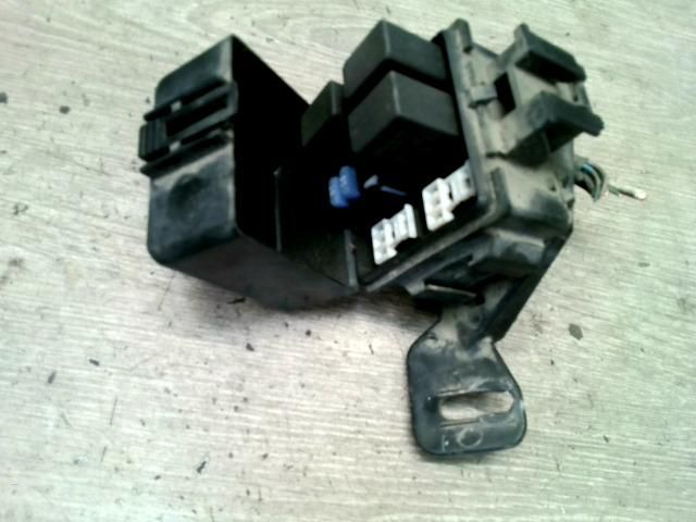 bontott SUZUKI IGNIS II Biztosítéktábla Motortér