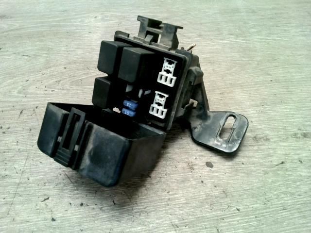 bontott SUZUKI IGNIS II Biztosítéktábla Motortér