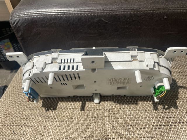 bontott SUZUKI IGNIS II Kilométeróra