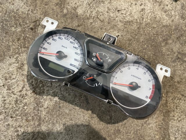 bontott SUZUKI IGNIS II Kilométeróra
