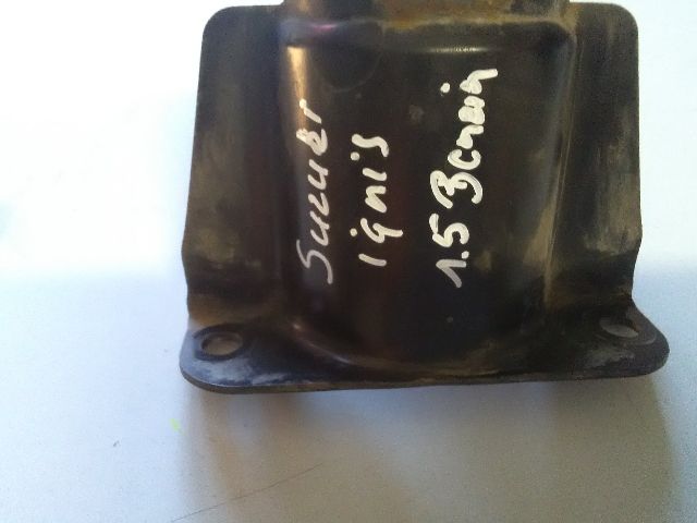 bontott SUZUKI IGNIS II Motor Tartó Bak Jobb