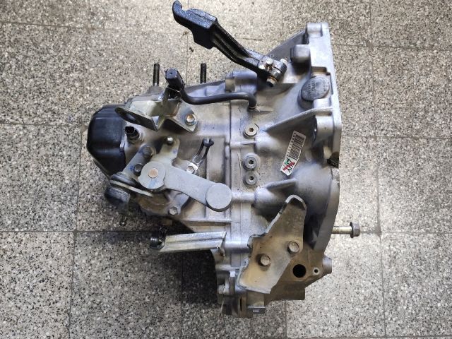 bontott SUZUKI IGNIS II Váltó (Mechanikus)