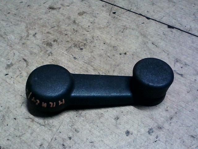 bontott SUZUKI IGNIS II Ablaktekerő Kar (Pozíciófüggetlen)