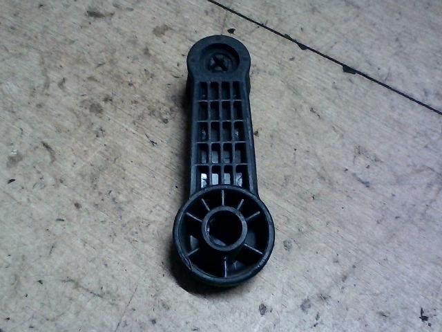 bontott SUZUKI IGNIS II Ablaktekerő Kar (Pozíciófüggetlen)