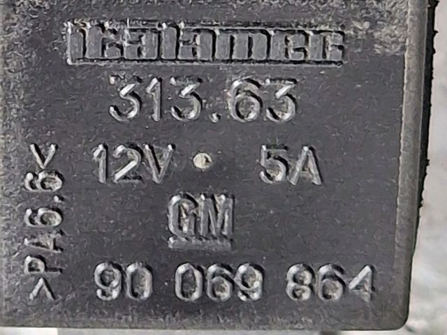 bontott SUZUKI IGNIS II Ablaktörlő Relé